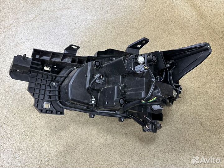 Фара Mazda CX-9 2021 правая