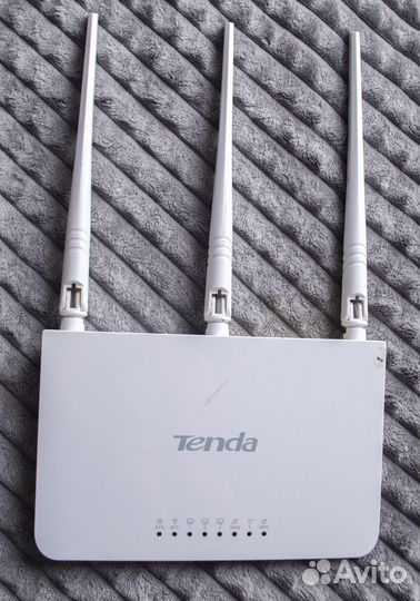 Wi-Fi роутер Tenda F3