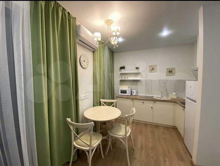 2-к. квартира, 47 м², 1/3 эт.