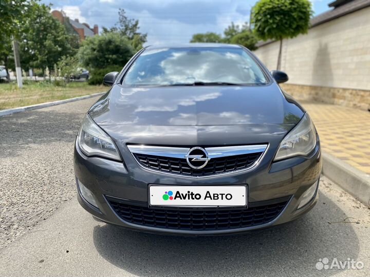 Opel Astra 1.4 AT, 2011, 121 000 км