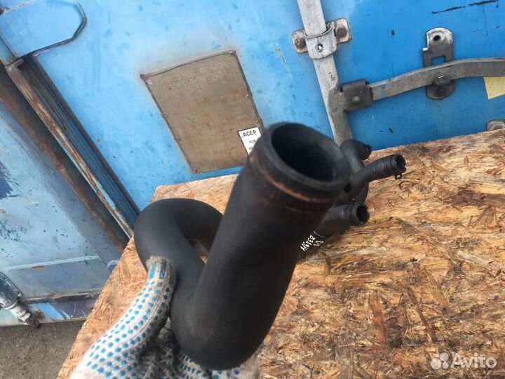 Патрубок радиатора Opel Astra J a16xer / a18xer