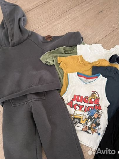 Вещи одним пакетом размер 6-9 месяцев