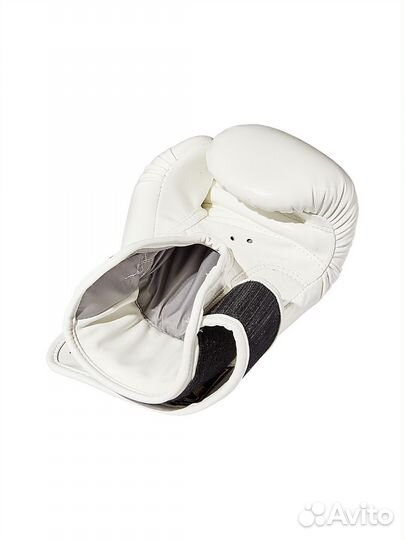 Боксерские перчатки reyval