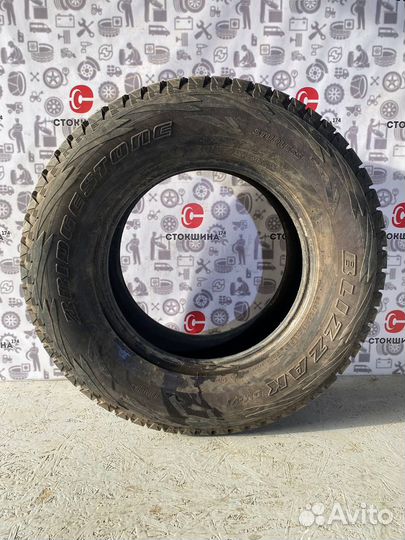 Bridgestone Blizzak DM-V1 235/65 R17 116P