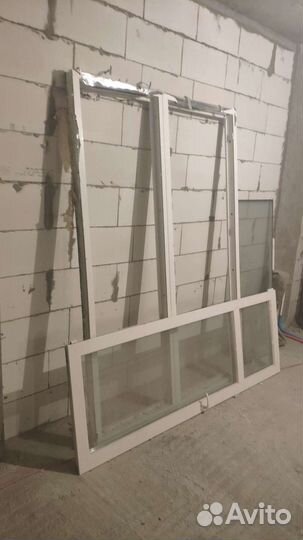 Дверь балконная с рамой