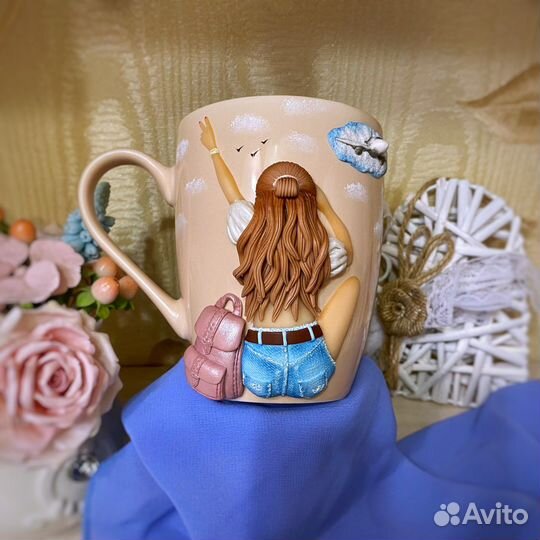 Чашка с декором подарок