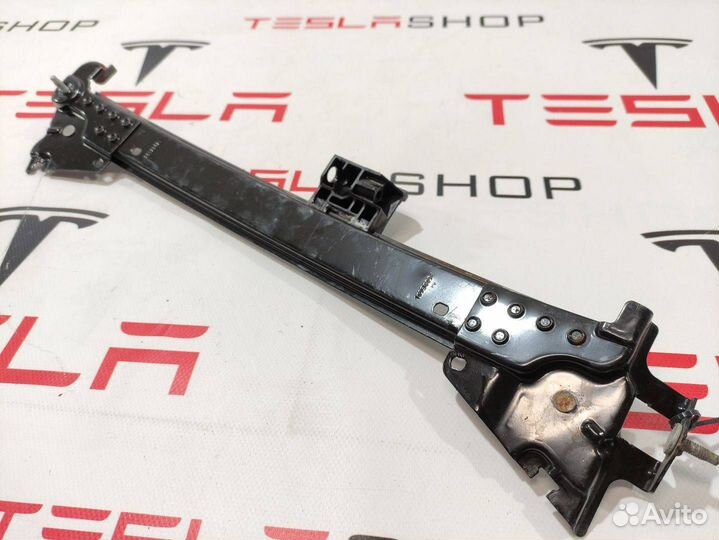 Стеклоподъемник передний левый Tesla Model S