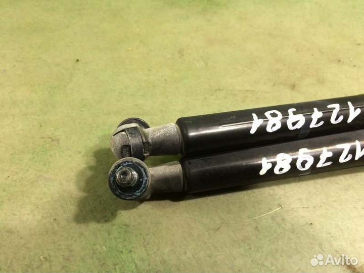 Амортизатор двери багажника Toyota Passo KGC30 1KR