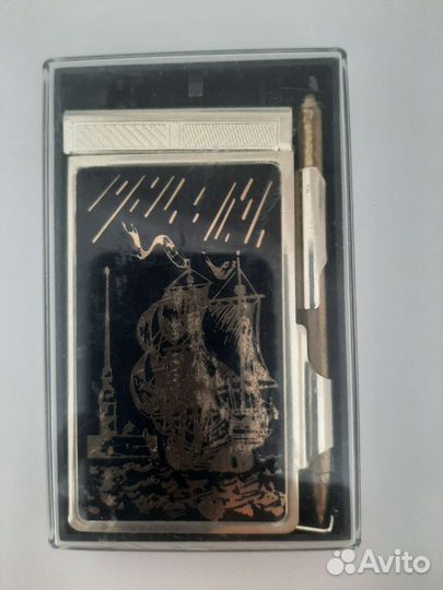 Сувенирныйблокнот в металлическом корпусе