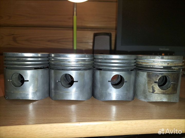 Поршни Москвич 407