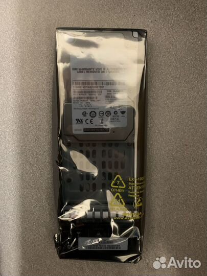 Жесткий диск IBM 300Gb 15K SAS 2.5 85Y6185