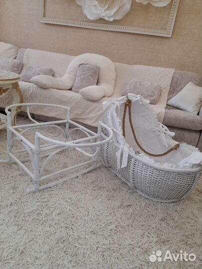 Люлька, колыбель, кроватка, кровать, коляска