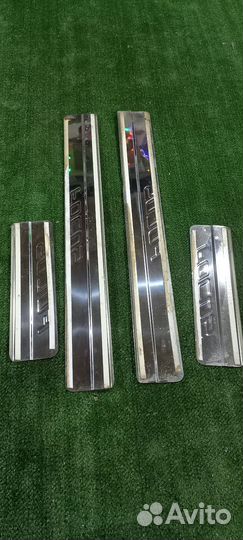 Накладки на пороги форд фокус 2.комплект