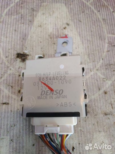 Блок управления корректора фар Mitsubishi