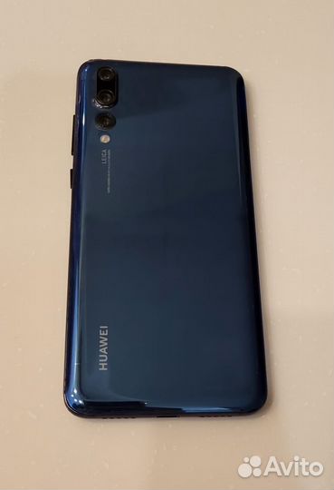 HUAWEI P20 Pro, 6/128 ГБ