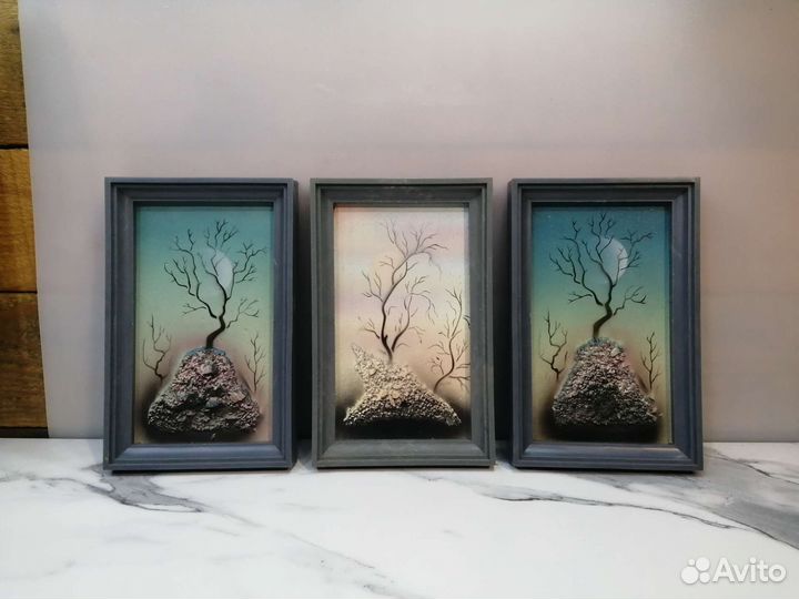 Каменное панно