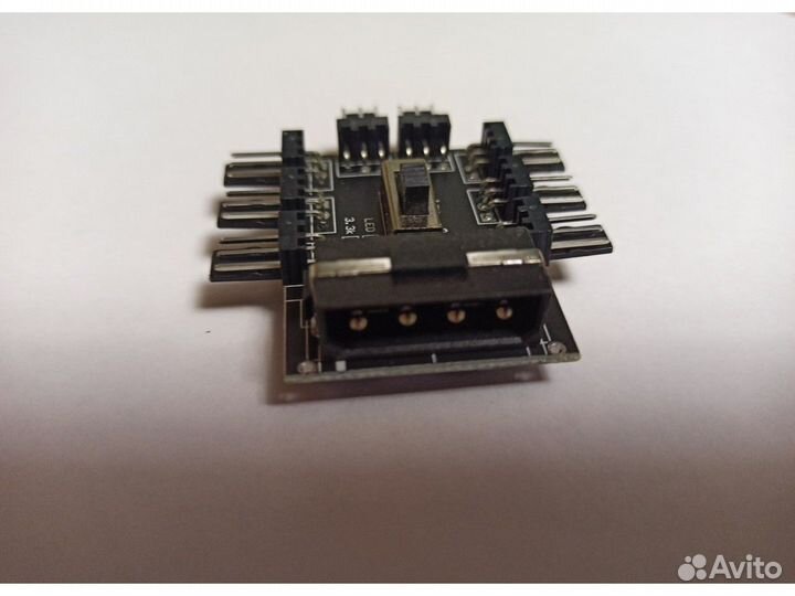 Сплиттер для вентиляторов Molex -3pin до 8 FAN