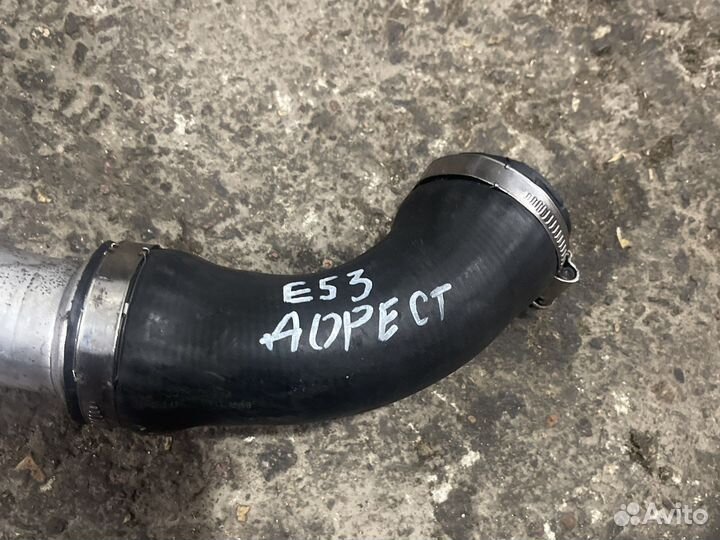 Патрубок интеркулера бмв х5 е53