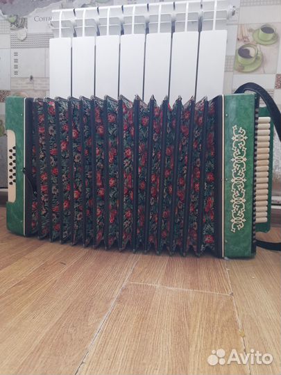 Гармошки СССР и детские тоже есть