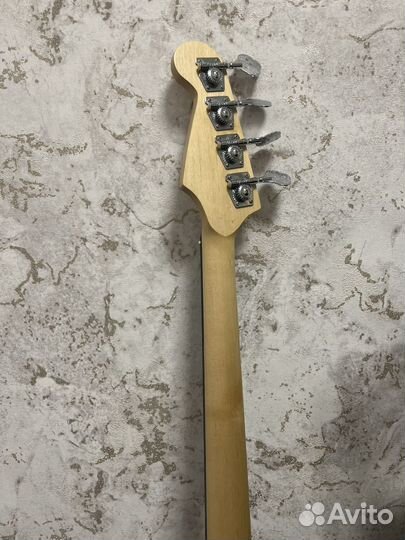Басс гитара 4 струны