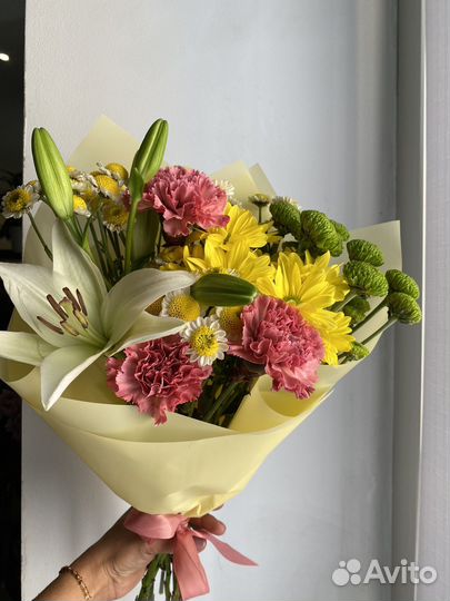 Цветы на 1 сентября букет