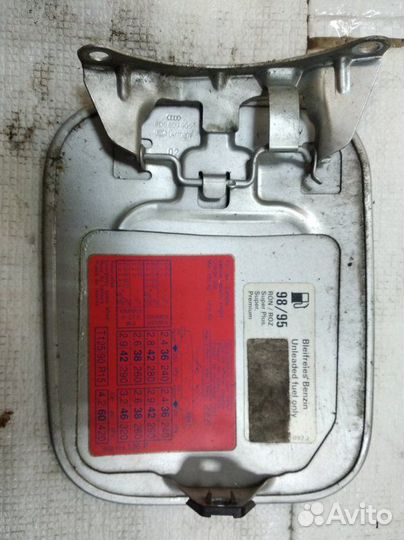 Лючок бензобака Audi A4 B5 AQD