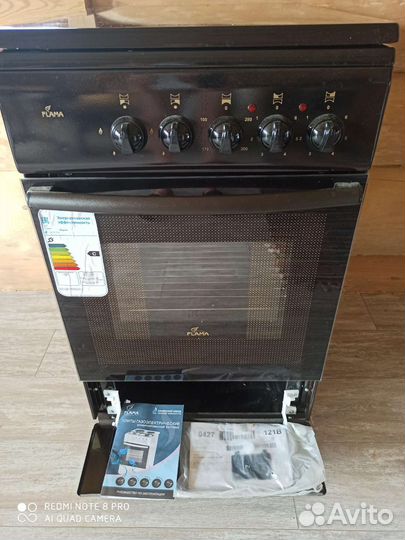 Газовая плита с электрической духовкой