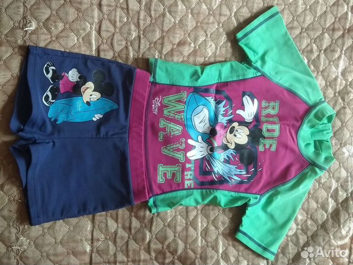 Костюм для плавания