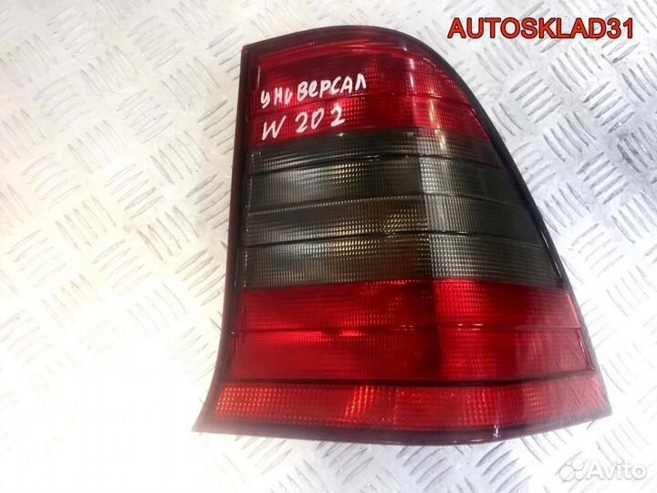 Фонарь задний правый Mercedes Benz W202 Универсал