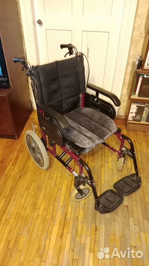 Инвалидная коляска складная бу