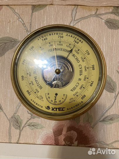 Барометр старинный