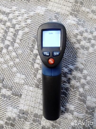 Термометр бесконтактный (пирометр) CEM DT-812