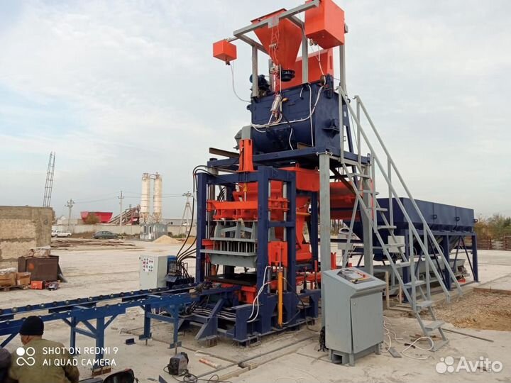 Вибропресс для блоков ''Урал-М7'' + одна матрица