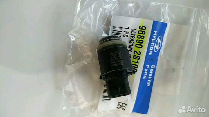 Датчик парковки на Kia Sorento задний левый