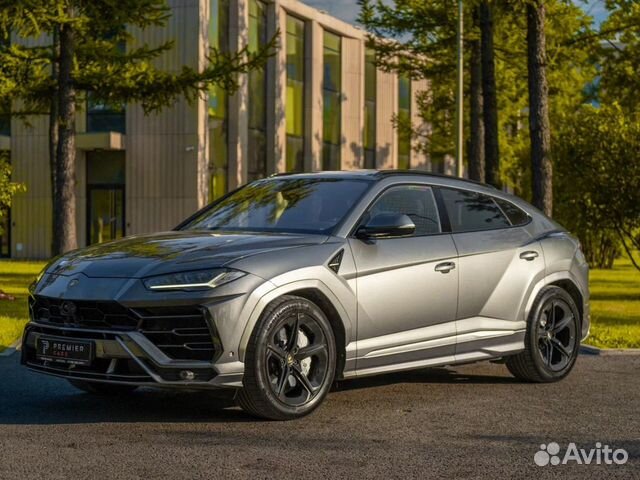 Аренда авто Lamborghini Urus Grey. Москва