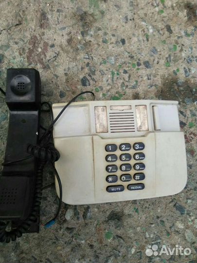 Телефонный аппарат