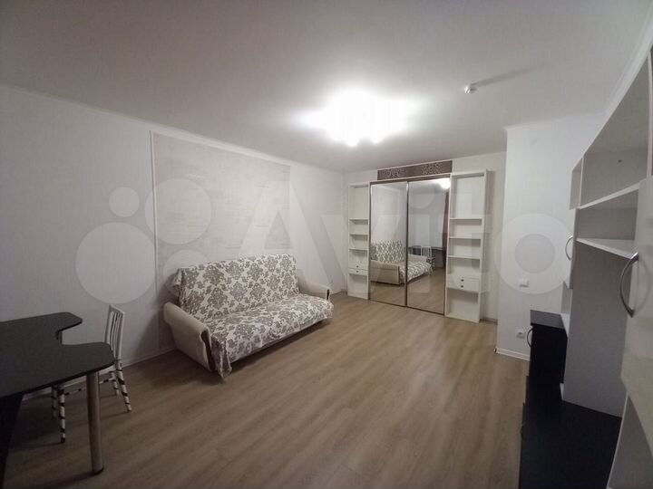 1-к. квартира, 45 м², 21/23 эт.