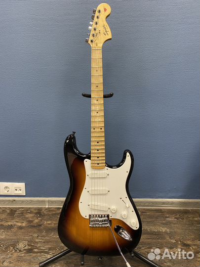 Гитара Squier Stratocaster