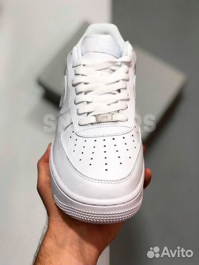 Nike air force 1 white