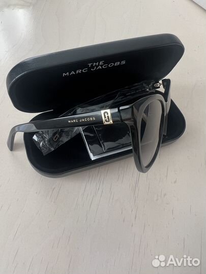 Солнцезащитные очки женские