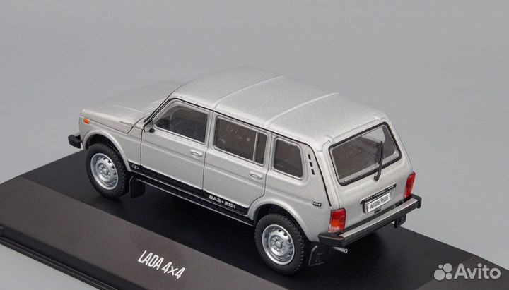 Ваз 2131 Нива LADA 4x4 Автолегенды Новая 1:43