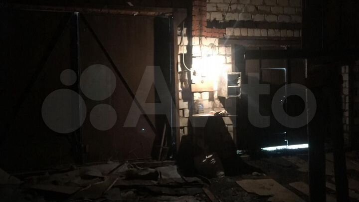 Гараж, > 30 м²