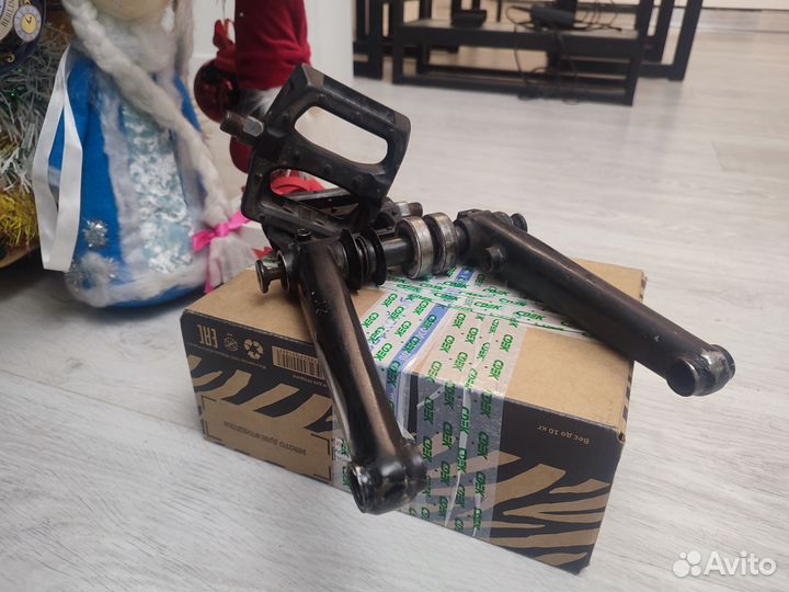 Шатуны, педали, каретка, звезда на бмх