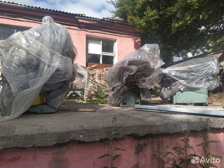 Станки деревообрабатывающие