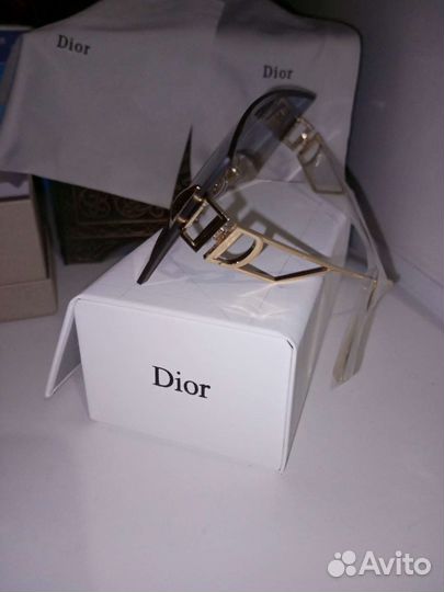 Christian Dior Солнечные очки женские