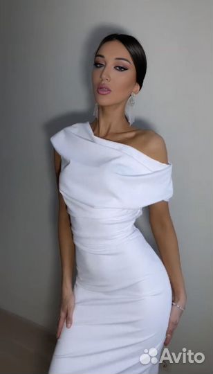 Платье белое на свадьбу или юбилей