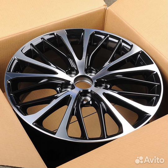 Диски на тойоту рав 4 r17 5x114,3new
