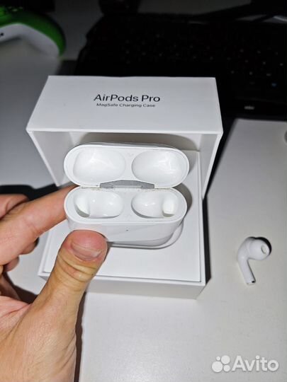 AirPods Pro