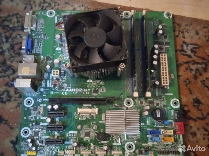 Материнская плата с процессором