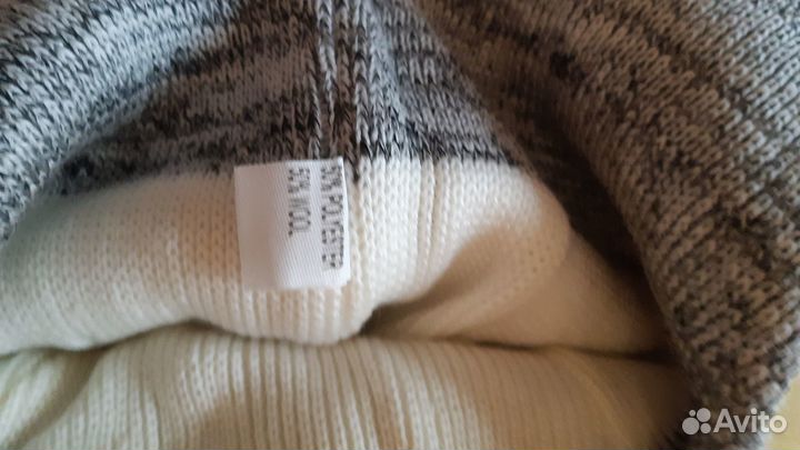 Шапка осенняя, зимняя белая, серая новая унисекс